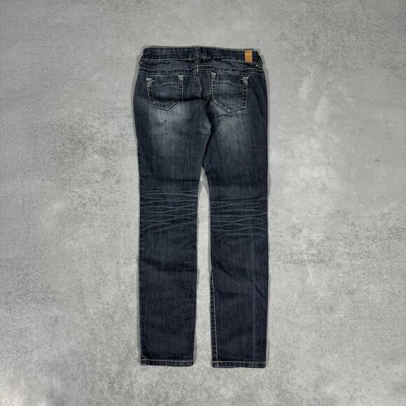 Maurices Dark Wash Skinny Jeans Distressed Faded Denim - Size: M - Picture 7 of 9